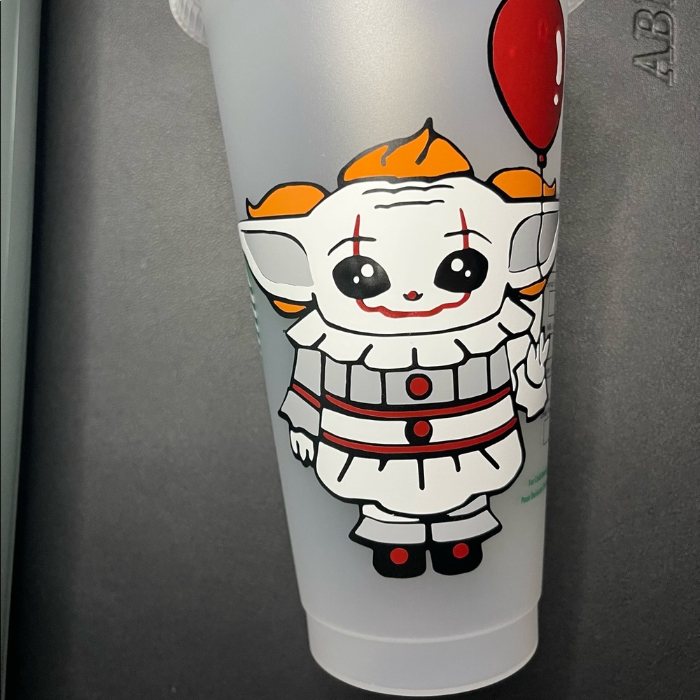 Yoda/pennywise starbucks cold cup